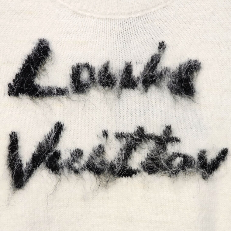 Bluzë LV