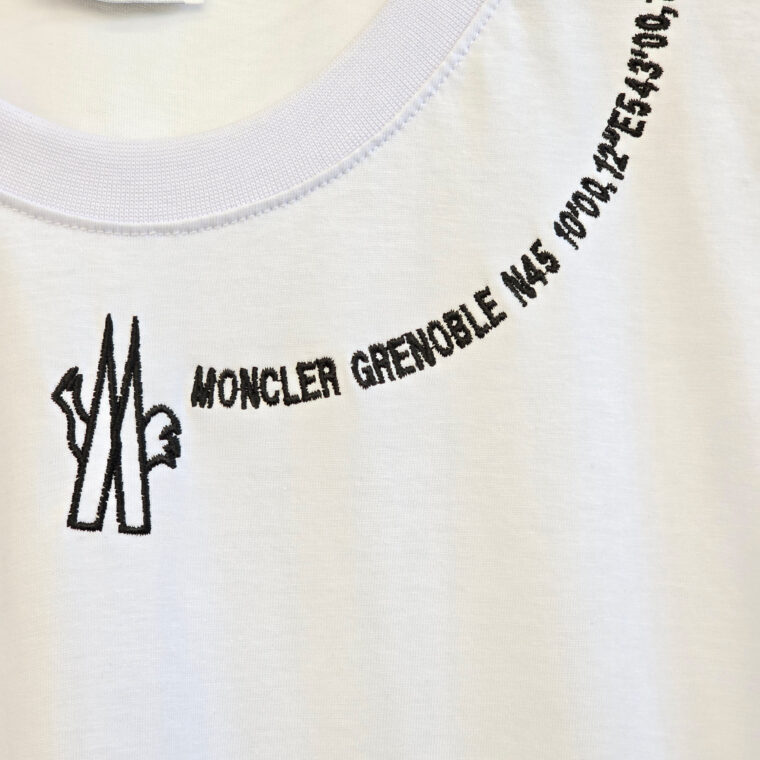 Bluzë Moncler