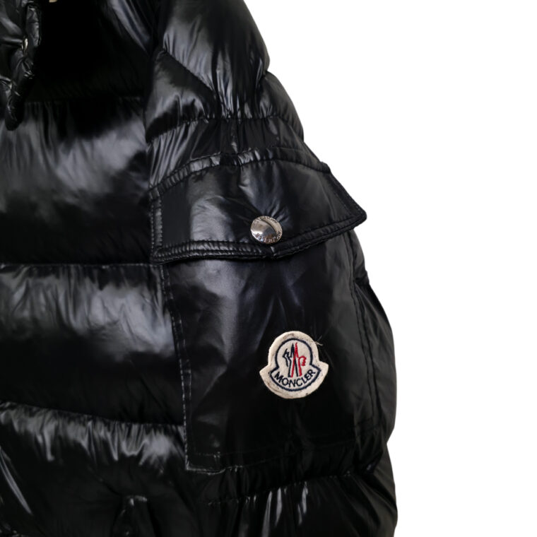 Xhup Moncler