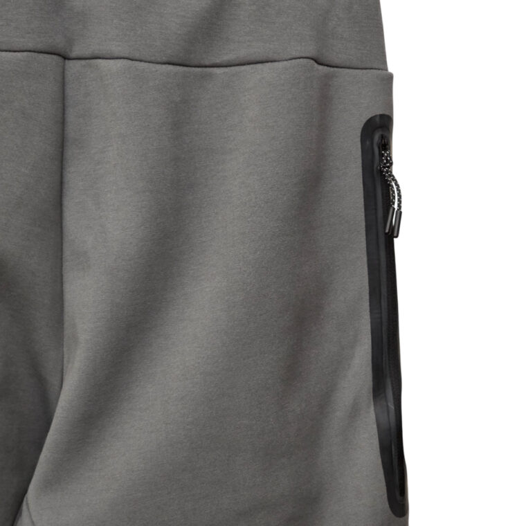 Kostum Nike Tech