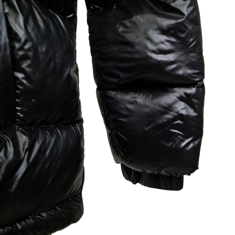 Xhup Moncler