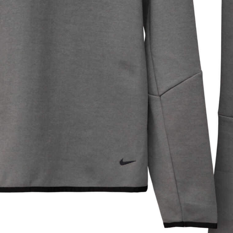 Kostum Nike Tech