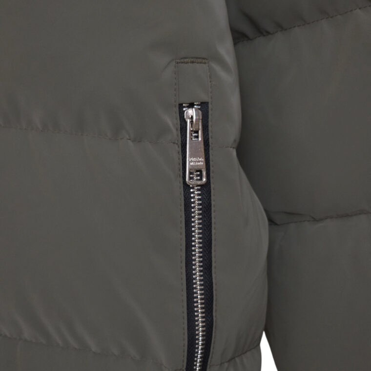 Xhup Prada