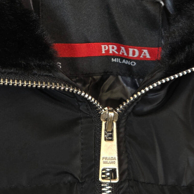 Xhup Prada