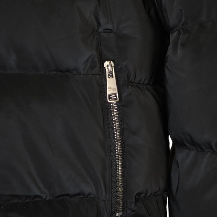 Xhup Prada