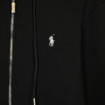 Kostum Polo