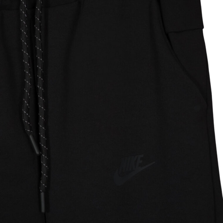 Kostum Nike