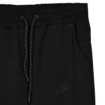 Kostum Nike