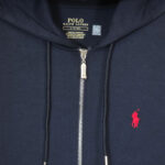 Kostum Polo