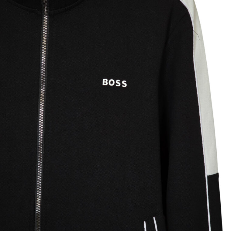 Kostum Boss