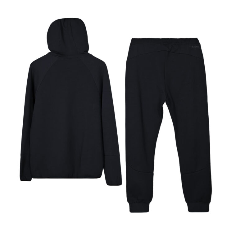 Kostum Under Armour