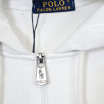 Kostum Polo