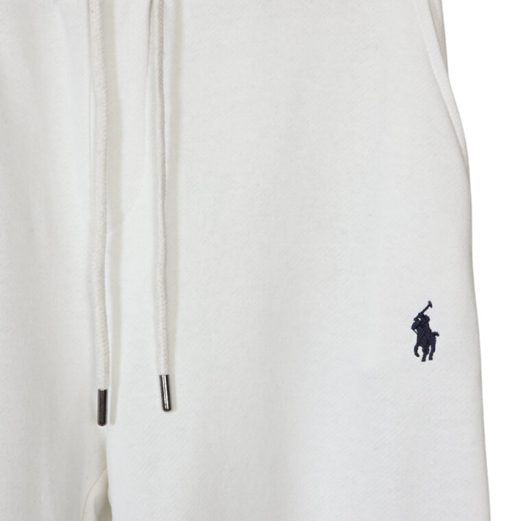 Kostum Polo