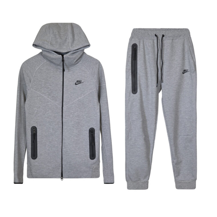 Kostum Nike Tech