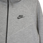 Kostum Nike Tech