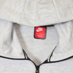 Kostum Nike Tech