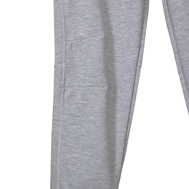 Kostum Nike Tech