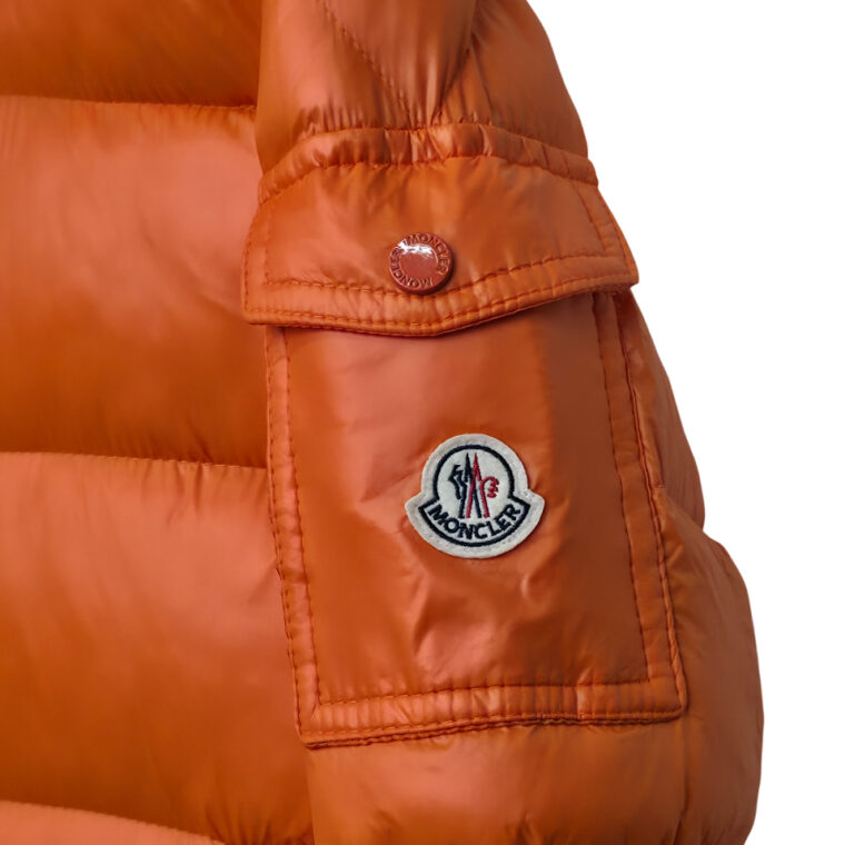 Xhup Moncler