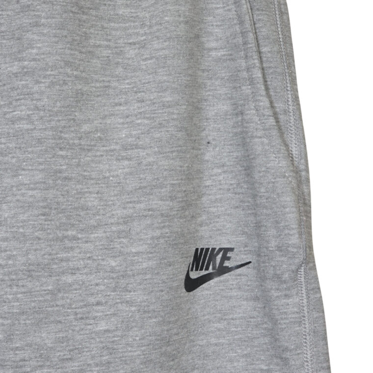 Kostum Nike Tech