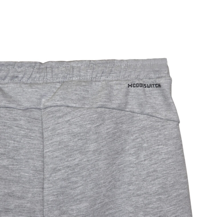 Kostum Under Armour