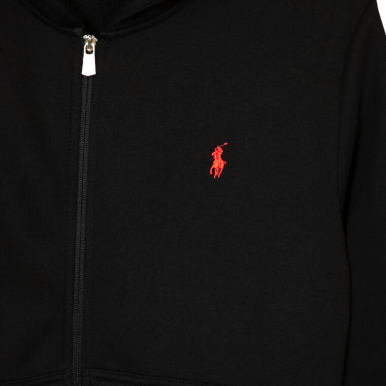 Kostum Polo