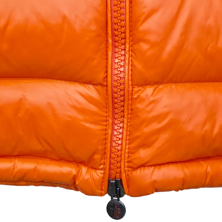 Xhup Moncler