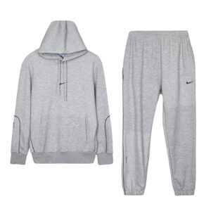 Kostum Nike