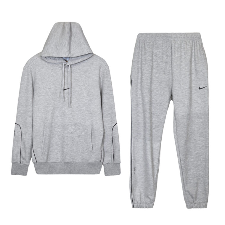 Kostum Nike