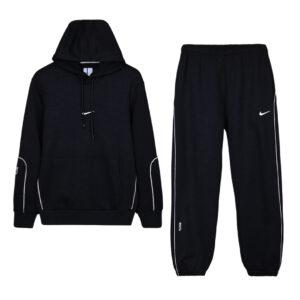 Kostum Nike