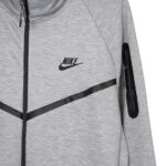 Kostum Nike Tech