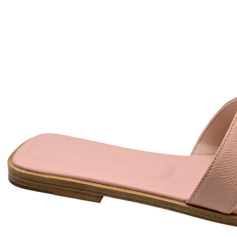 Shapka Hermes