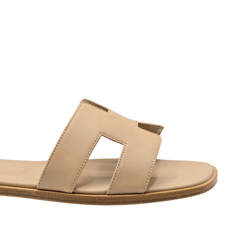 Shapka Hermes