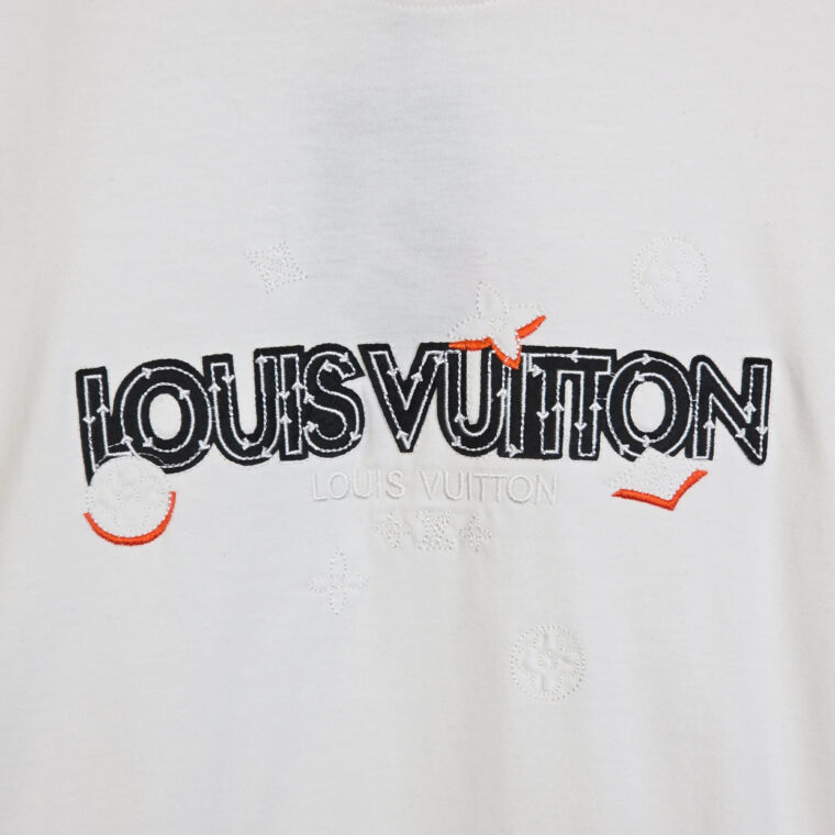 Bluzë LV