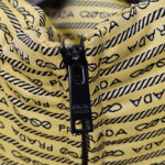 Xhup Prada