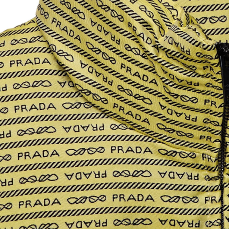 Xhup Prada