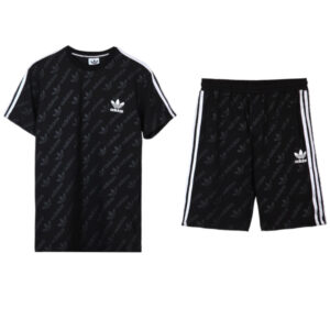 Kostum Adidas
