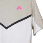 Kostum Nike