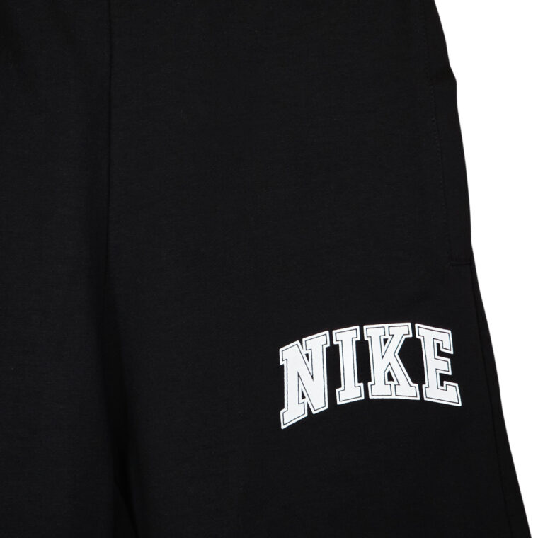 Kostum Nike