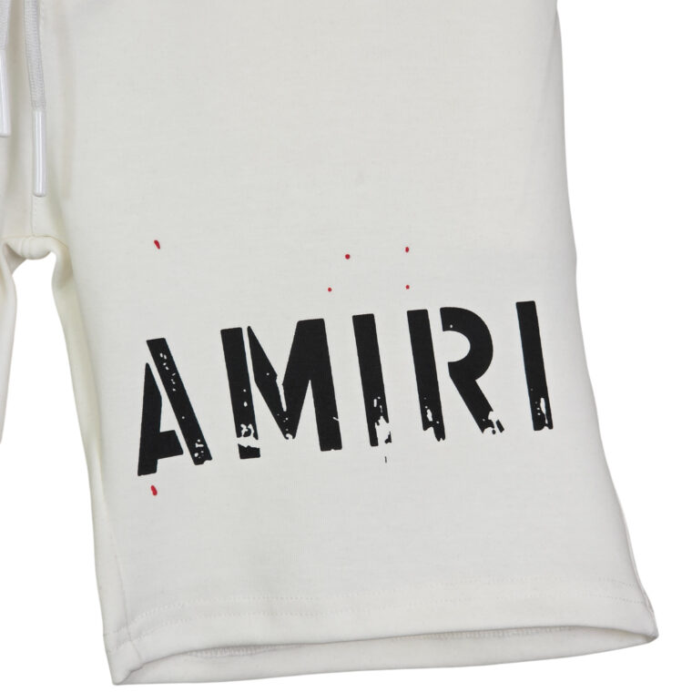Kostum Amiri