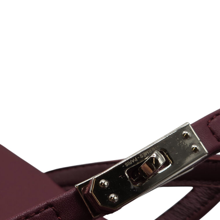 Shapka Hermes