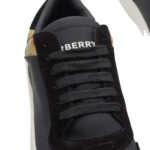 Atlete Burberry