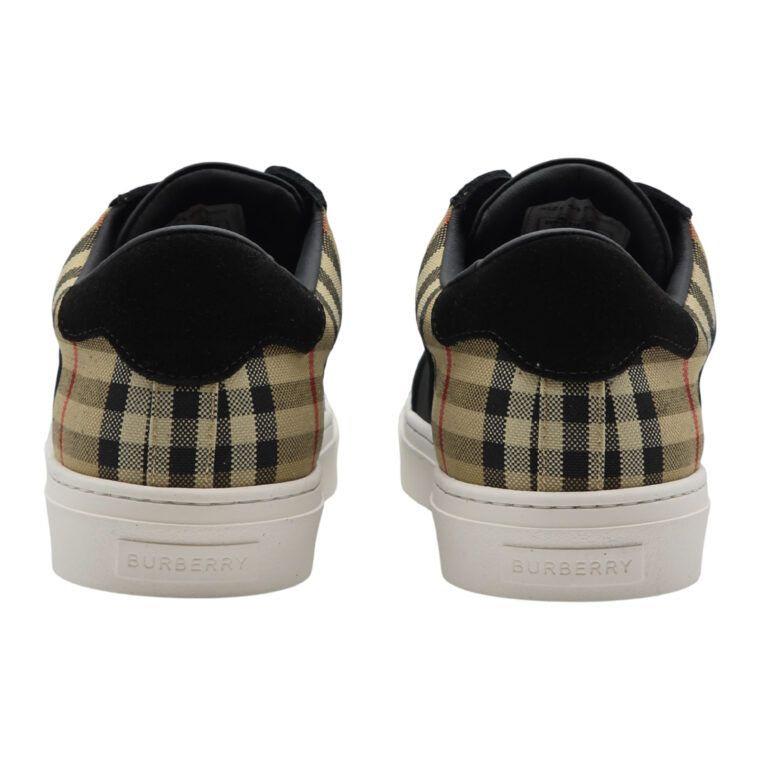 Atlete Burberry