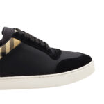Atlete Burberry