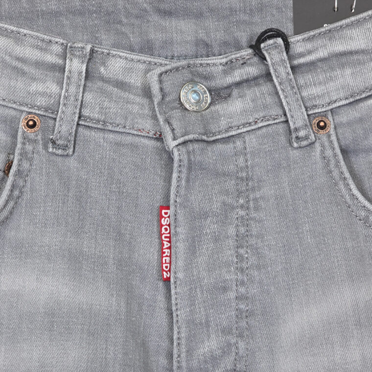 Xhinse Dsquared2